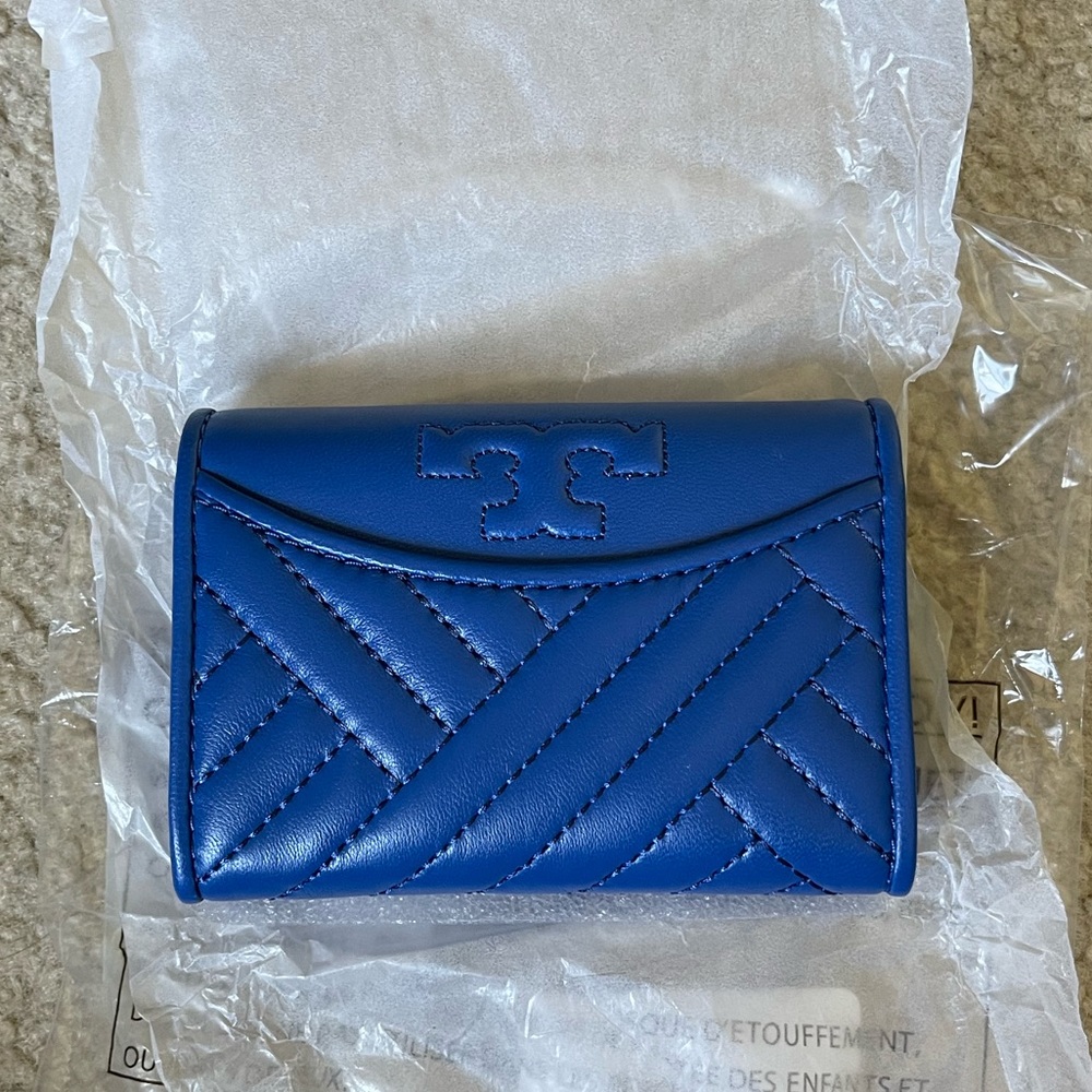 Alexa foldable mini wallet